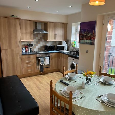 Modern, Quiet, Sleeps 9, Etihad, Coop Live, Manchester Eksteriør billede